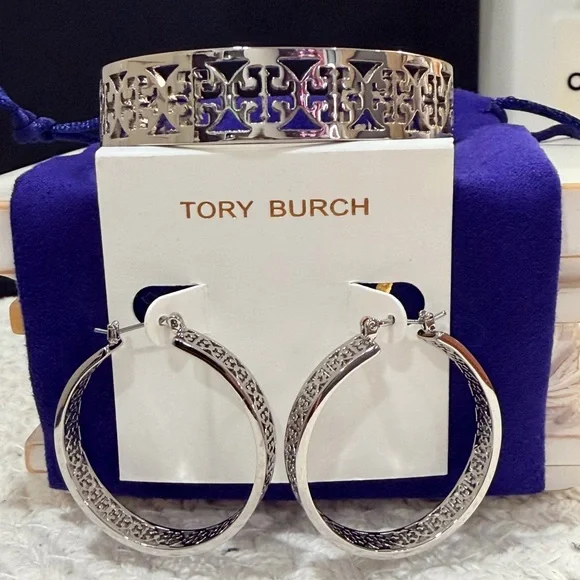 Tory Burch SET - Kinsley silver cuff bracelet & Kinsley Hoop Earrings + dust bag - Picture 2 of 12